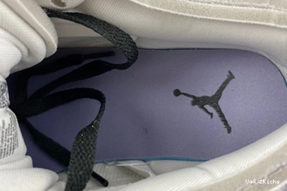 Air DZ4135- Jordan Low “Craft” 1 7842 122 Trendsetting 0715
